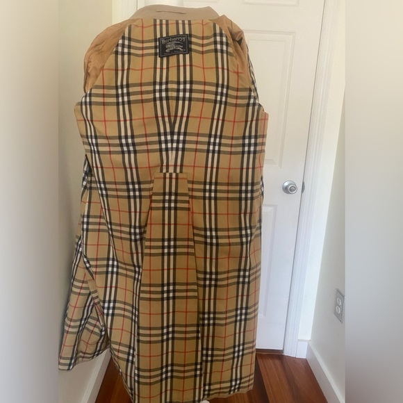 Burberry Trench Coat - Picture 10 of 17